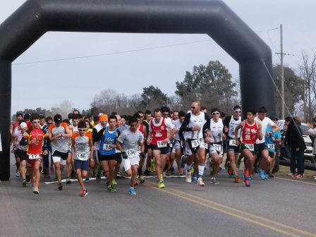 Emilio Sollazo ganó el Duatlón de Rauch Emilio Sollazo ganó el Duatlón de Rauch
