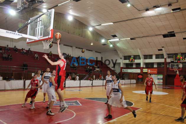 Gimnasia extendió el mal momento del rojinegro Gimnasia extendió el mal momento del rojinegro