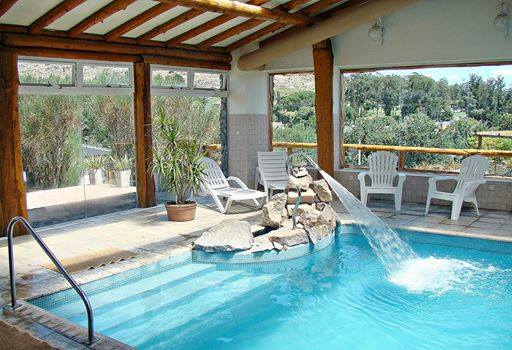 Corazón de la Sierra inaugura su piscina mineralizada Corazón de la Sierra inaugura su piscina mineralizada