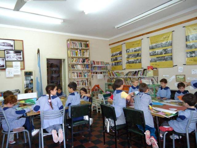 Inicio del Proyecto “La Biblio a la escuela” Inicio del Proyecto “La Biblio a la escuela”